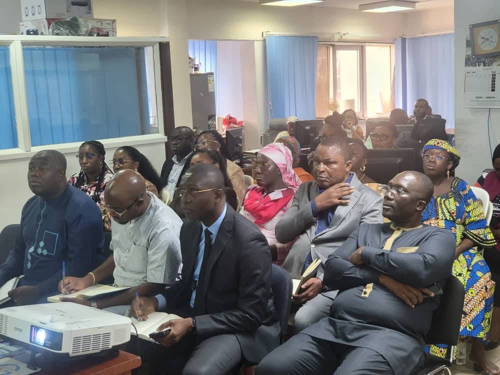 cameroun-:-les-agents-des-douanes-sensibilises-a-la-cybersecurite