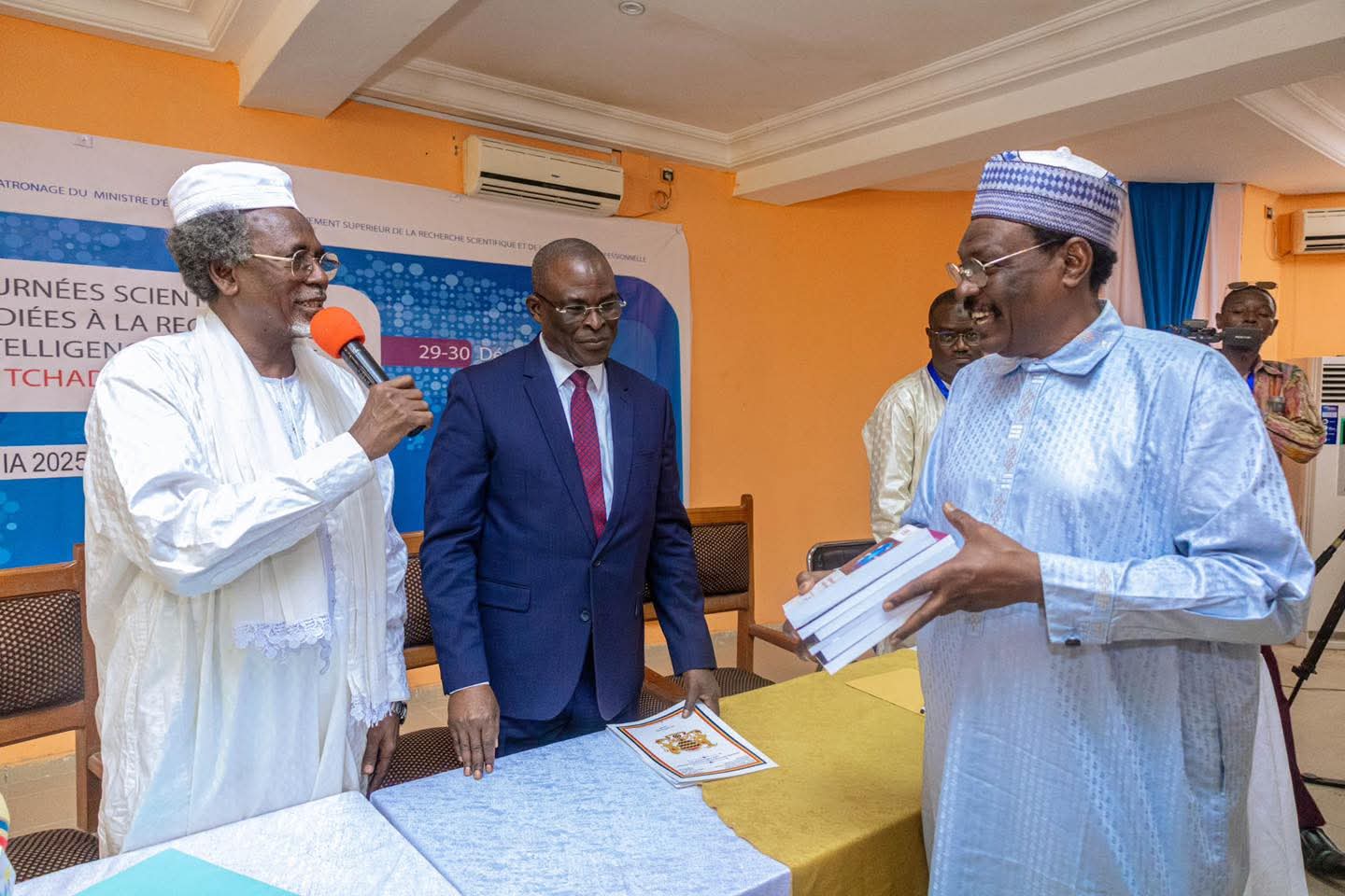 tchad-ia-2025-:-le-gouvernement-place-la-recherche-scientifique-au-coeur-de-la-souverainete-numerique