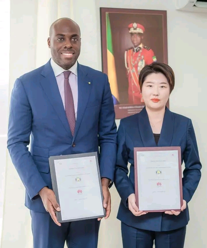 gabon–huawei-:-un-partenariat-strategique-pour-accelerer-la-souverainete-numerique-et-l’innovation-locale
