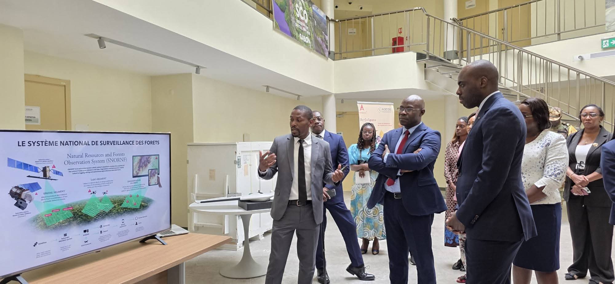 gabon-:-l’-oeil-de-l’agence-gabonaise-d’etudes-et-d’observations-spatiales-attire-tous-les-regards