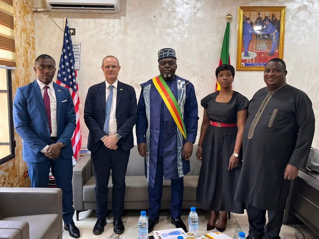 cameroun-:-en-plus-d’une-smart-city,-le-maire-de-bafoussam-veut-creer-un-hub-numerique-dans-la-ville