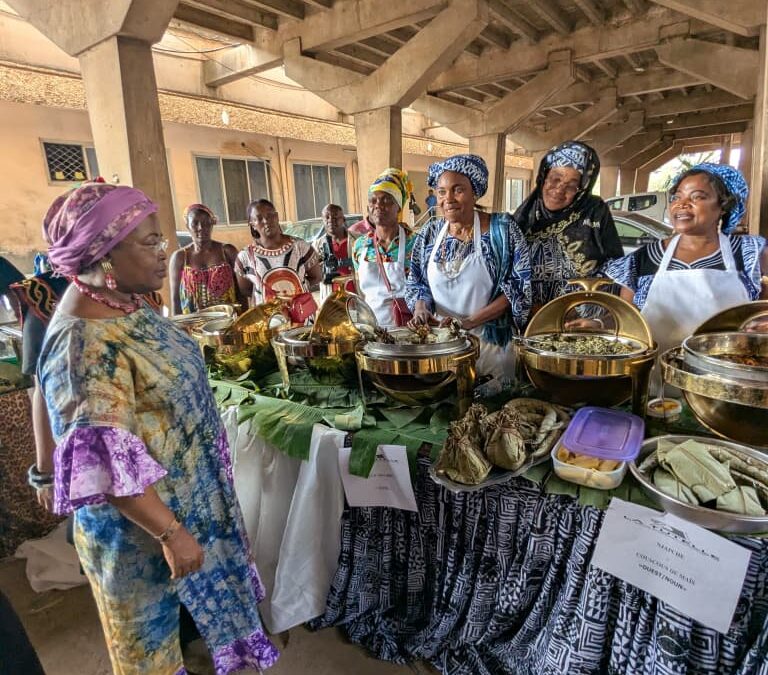 JIF 2026/Cameroun : Minette Libom Li Likeng découvre les saveurs du ministère des Postes et Télécommunications