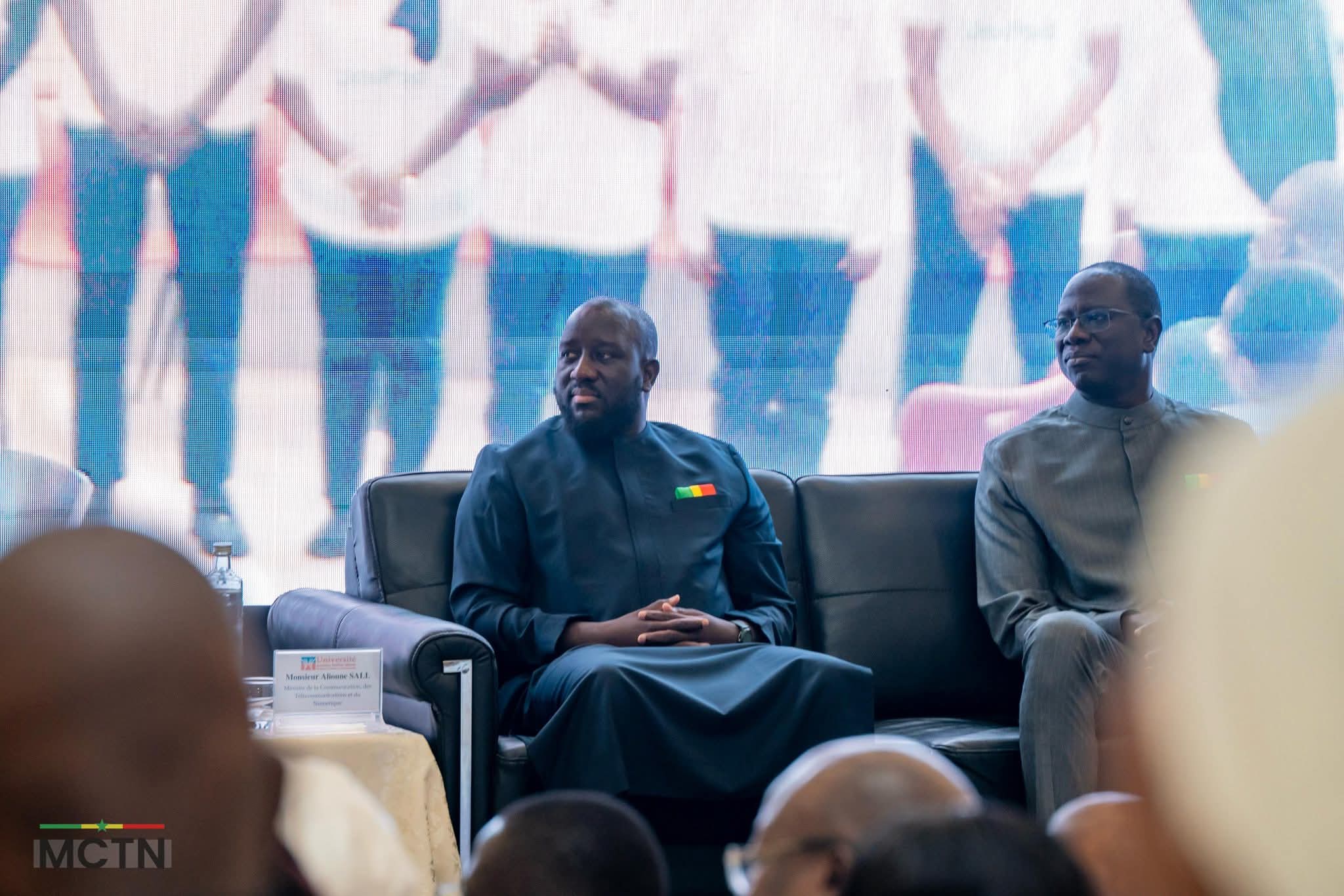 senegal-:-l’-etat-stimule-la-creation-de-centaines-de-milliers-d’emplois-estudiantins-dans-le-numerique