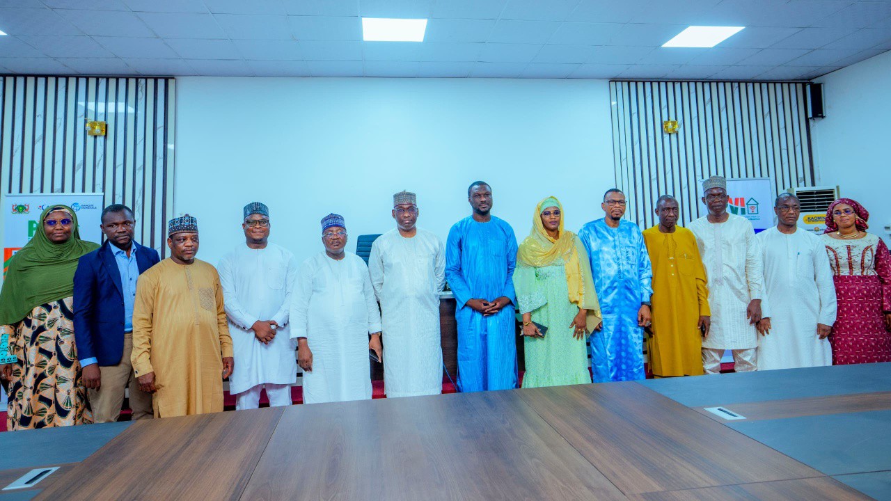 transformation-numerique-:-le-niger-muscle-son-administration-avec-un-important-appui-technologique-du-projet-villages-intelligents transformation-numerique-:-le-niger-muscle-son-administration-avec-un-important-appui-technologique-du-projet-villages-intelligents